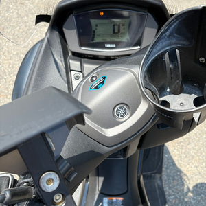 nmax 125 24년식 싸게 던집니다.