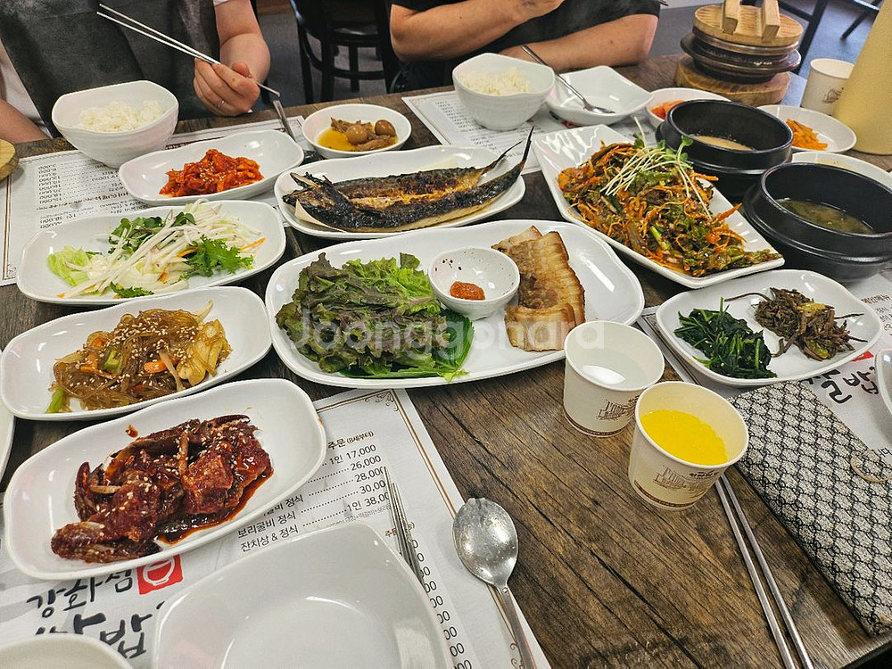 번호판 필요없는 전기스쿠터삽니다--0