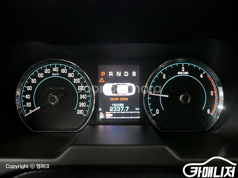 [재규어]뉴XF 2.2 D 럭셔리 (5인승) 판매--6