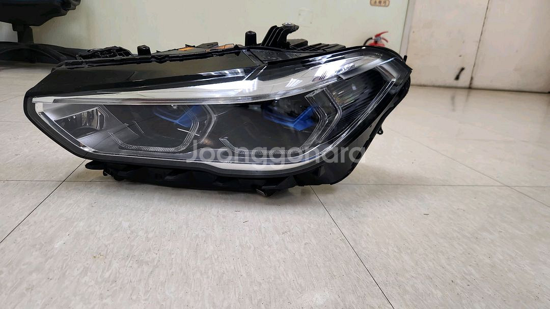 BMW X5 40i 레이저 라이트 운전석--1