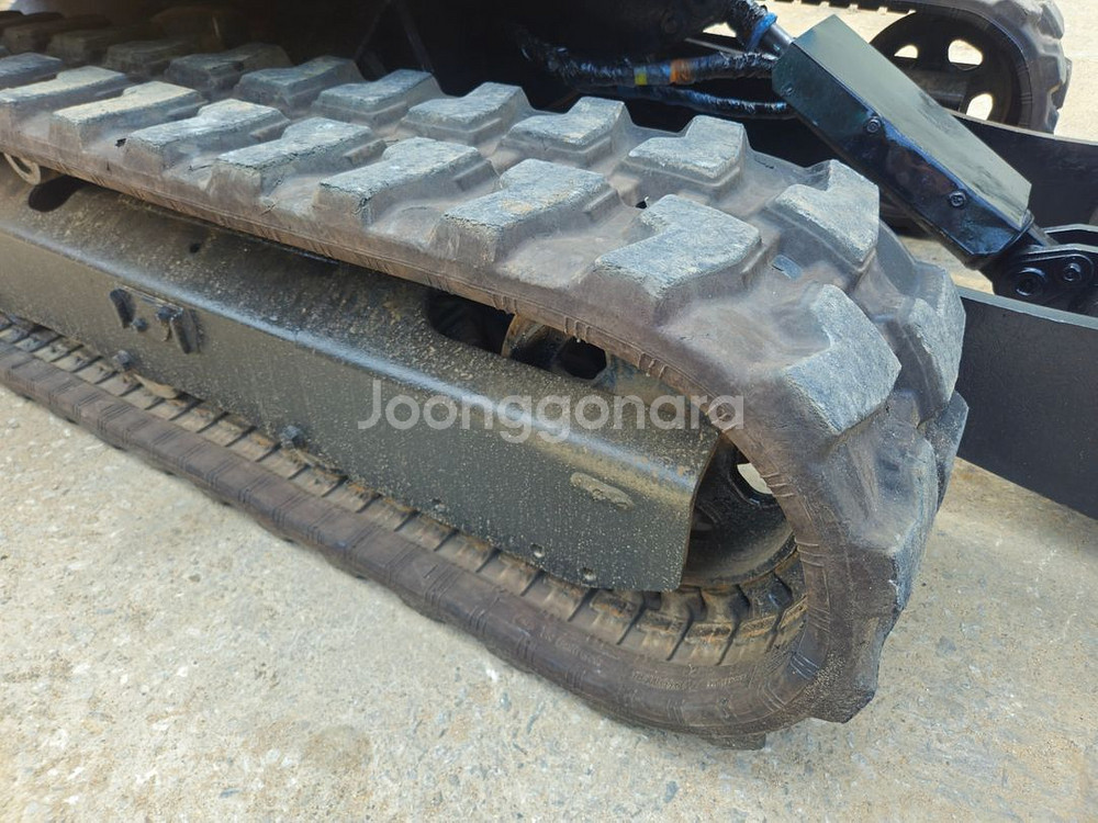 얀마 VIO35 2020년식 2600시간 저가동매물--4