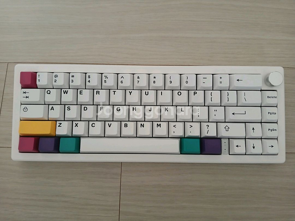 gmk67 기계식 키보드 신품급--0