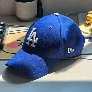 뉴에라 MLB모자 LA다저스 서울시리즈 한정판 팝니다