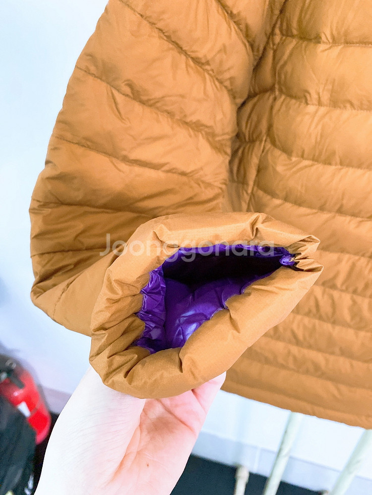 (여성110)코오롱스포츠거위털스마트포켓포함경량패딩--1