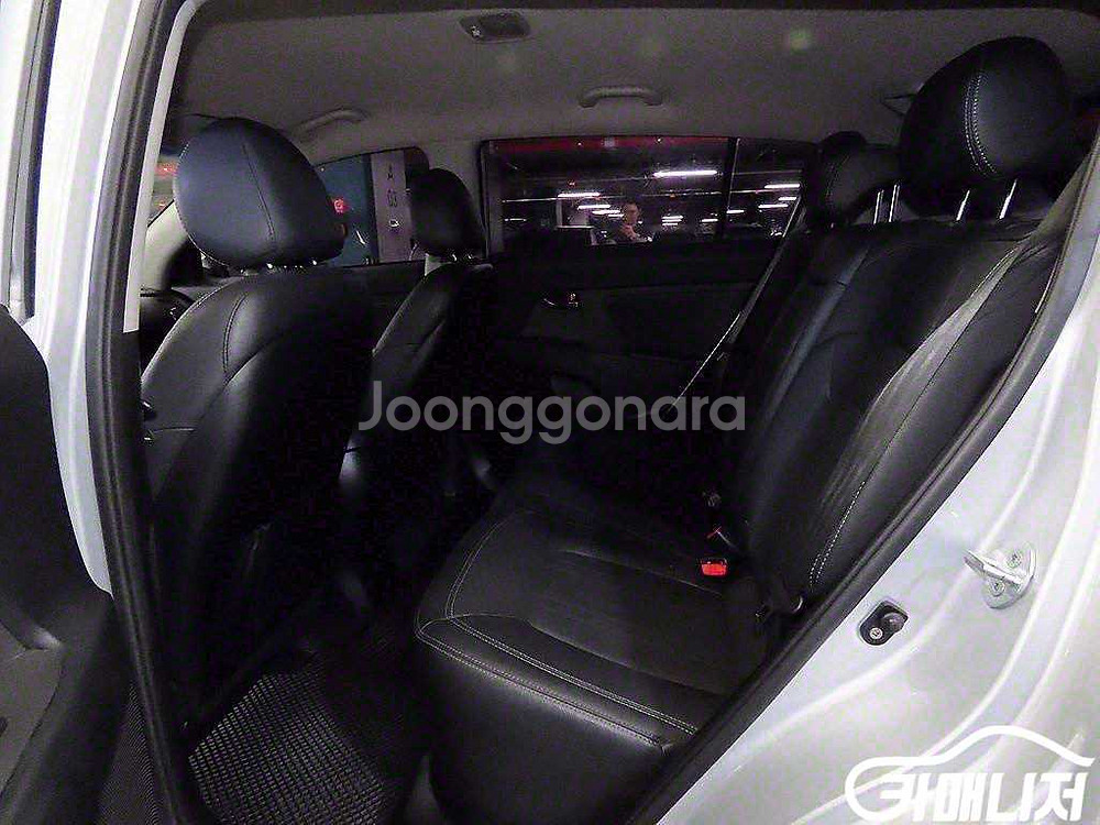 [기아]스포티지 R 2WD TLX 최고급형 판매--8