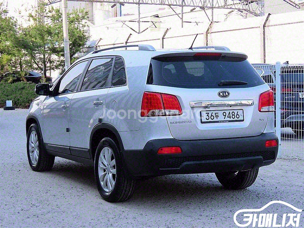 [기아]쏘렌토 R 디젤 2WD 2.0 TLX 최고급형--0