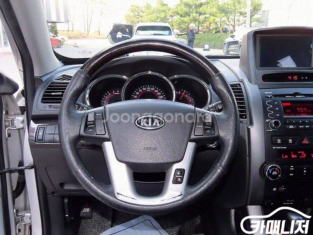 [기아]쏘렌토 R 디젤 2WD 2.0 TLX 최고급형--8