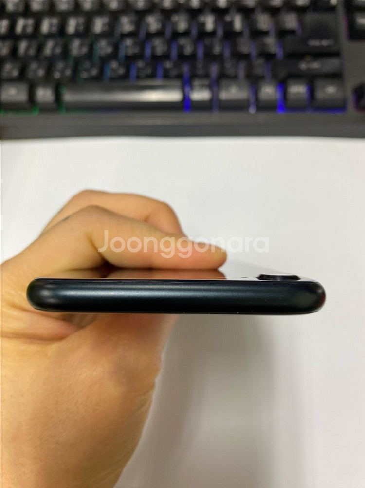 아이폰SE3 블랙 액정SS급 128GB 무잔상--3