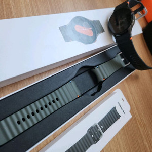 갤럭시워치7 40mm 블루투스모델 + 추가 정품 스트랩