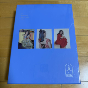 아이유 2020 시즌 그리팅 미개봉 판매합니다.