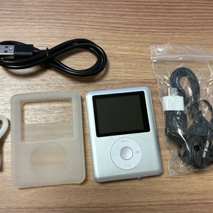 Y2K 아이팟 감성 MP3 플레이어