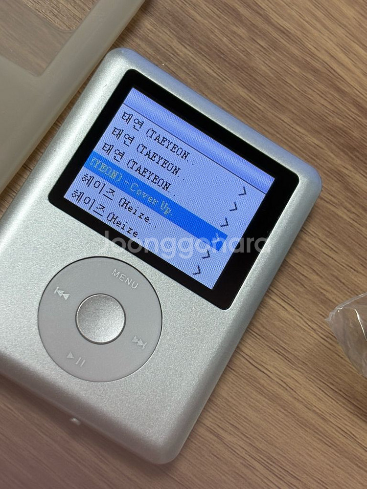 Y2K 아이팟 감성 MP3 플레이어--4