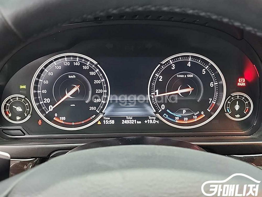 [BMW]5시리즈 (F10) 528i 판매--6