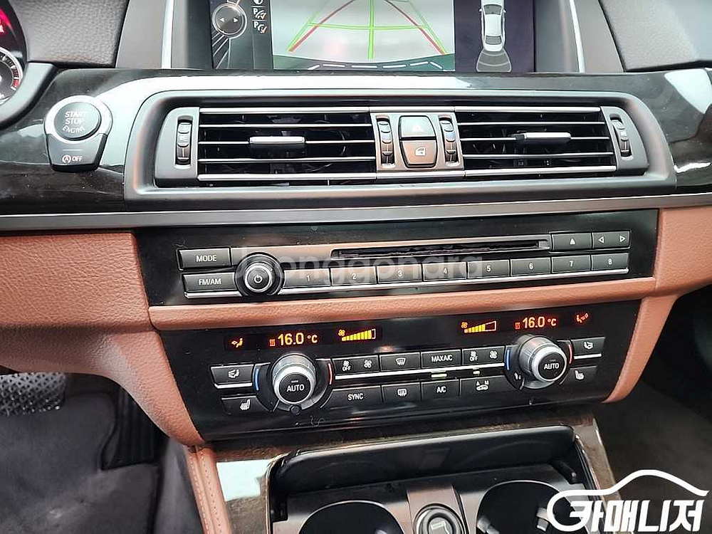 [BMW]5시리즈 (F10) 528i 판매--9