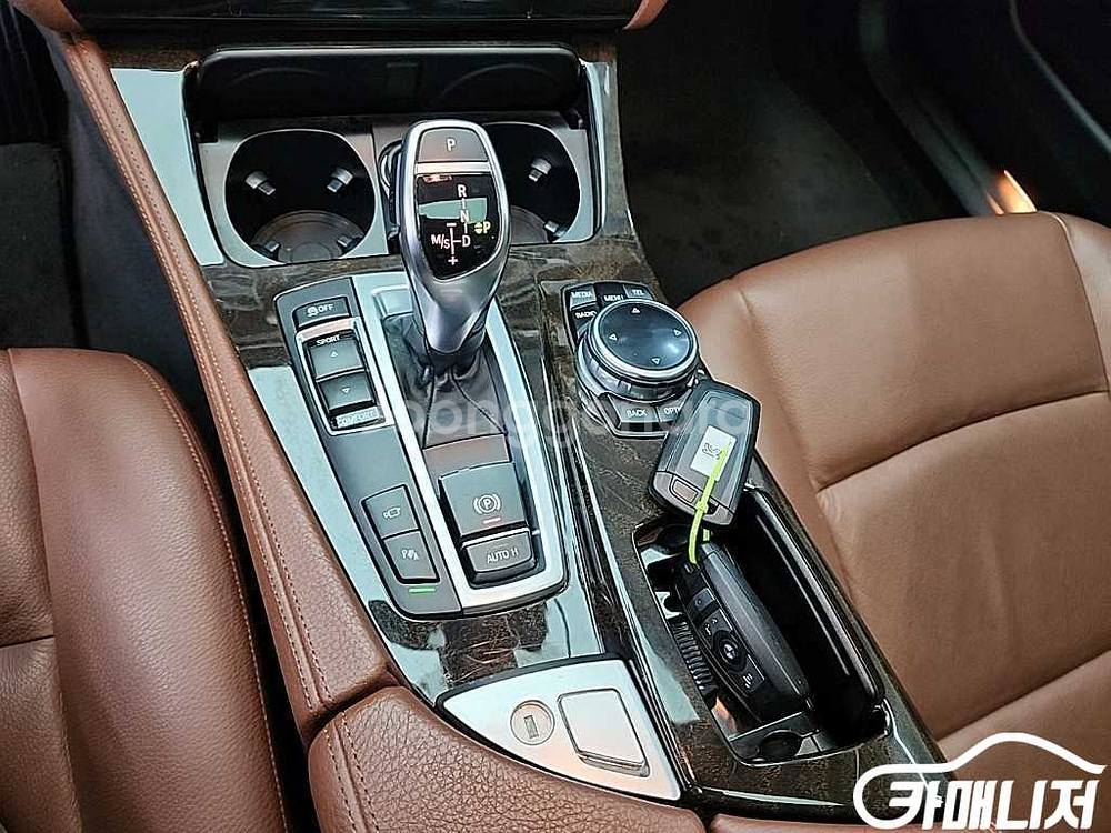 [BMW]5시리즈 (F10) 528i 판매--8