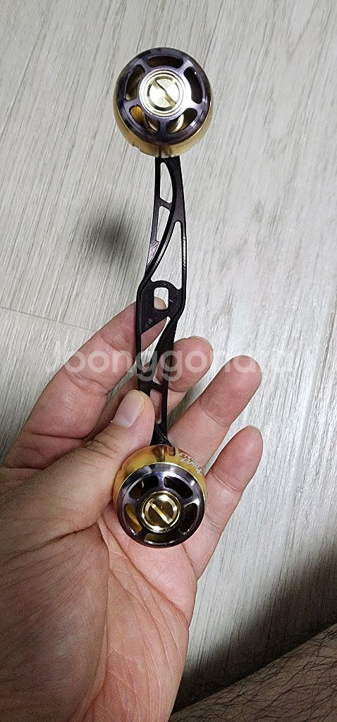 루비나블랙스페셜 7점대 좌핸 팝니다--9