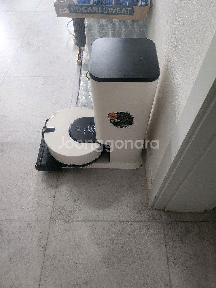 엘지코드제로 로봇청소기 팝니다 ro965wd--0