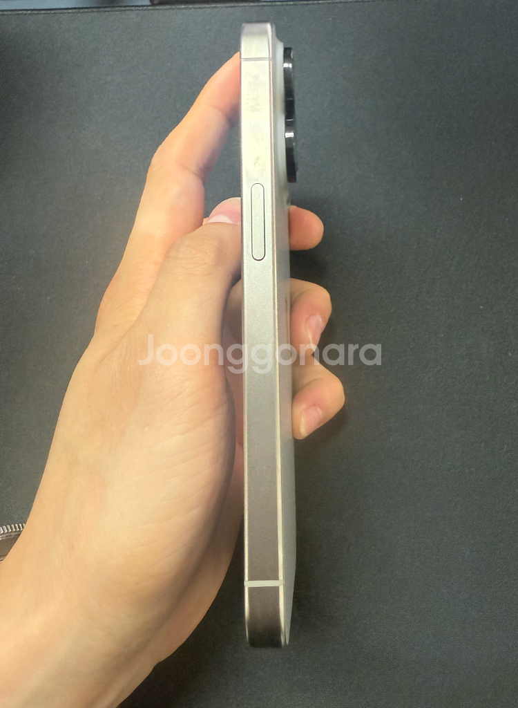 아이폰15프로 128GB 팝니다!--2