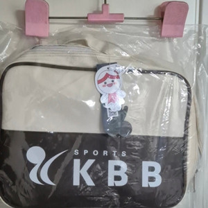 KBB 배드민턴 대회 파우치 판매합니다!