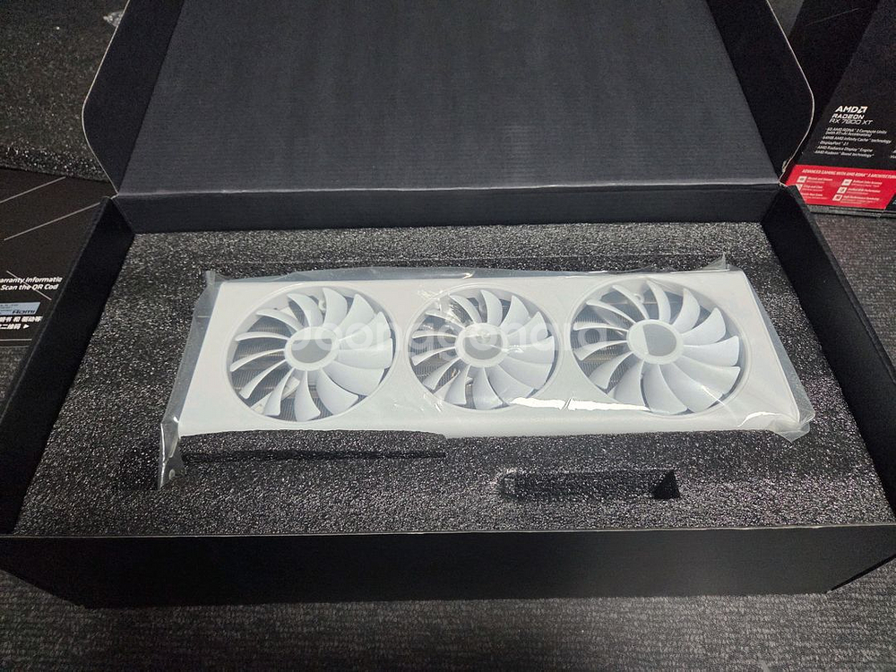 7800xt qick319 화이트--3
