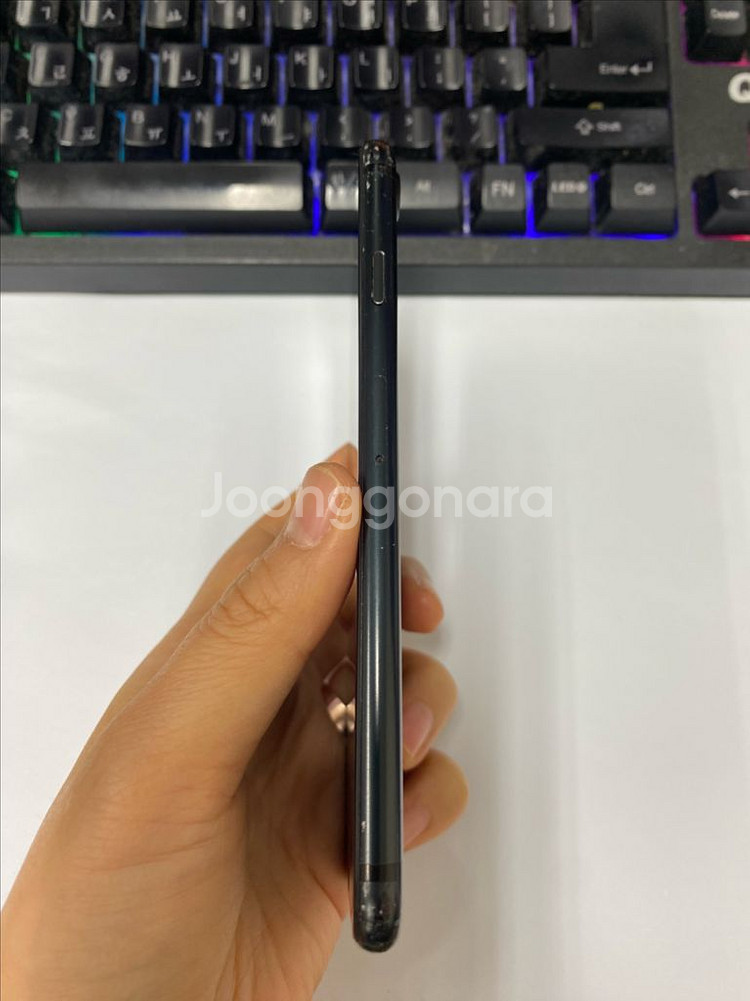 아이폰7 매트블랙 액정SS급 128GB 배터리100%--5