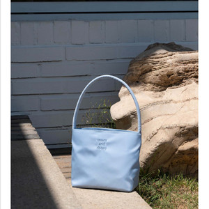무쿠앤에보니 Nearest Bag 라이트블루