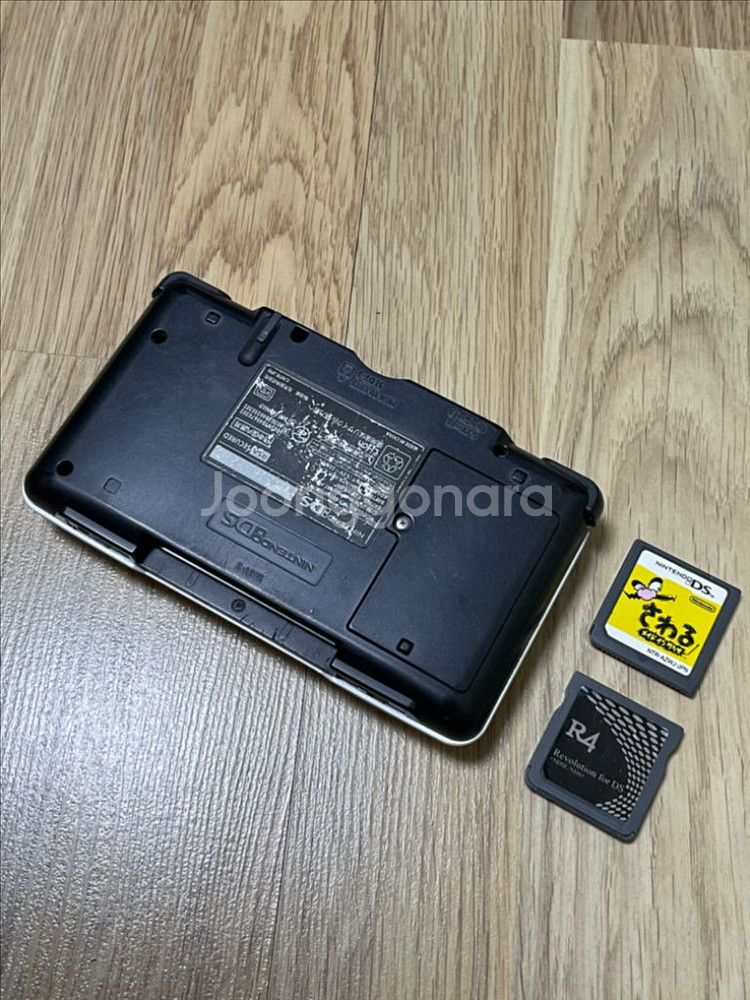 닌텐도DS 극 초기형 + 팩2개(알넷팩, 만저라와리오)--2