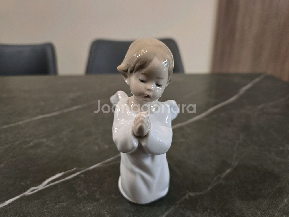야드로 기도하는 천사--1
