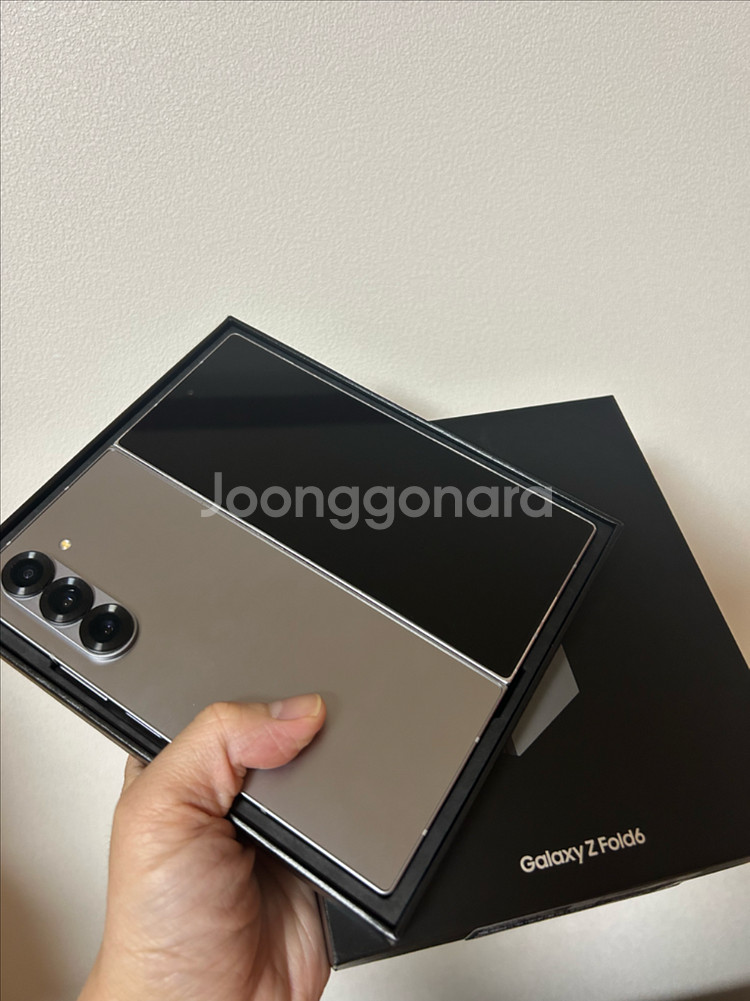 갤럭시Z폴드6 512G 자급제(풀박,케이스)--0