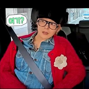 지드래곤 JTO HOLLY 홀리 팝니다(굿데이착용)