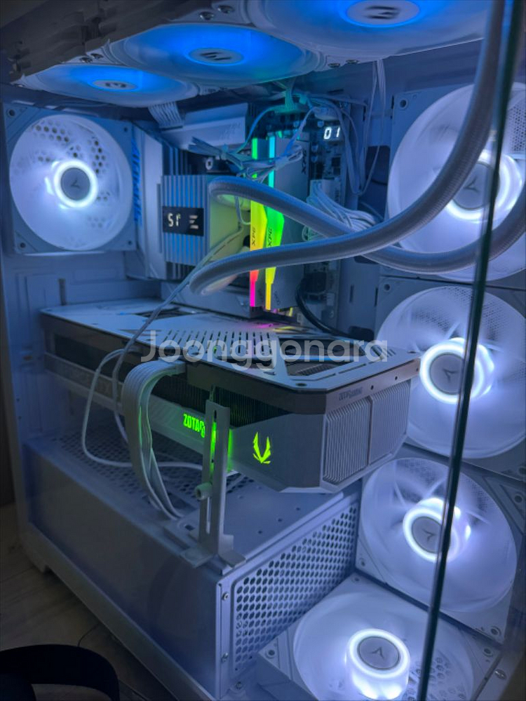 고사양 컴퓨터 판매합니다 9950x3d/64/5080--0