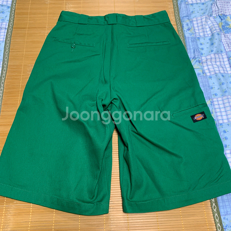 30) Dickies 디키즈 그린 루즈핏 반바지--1