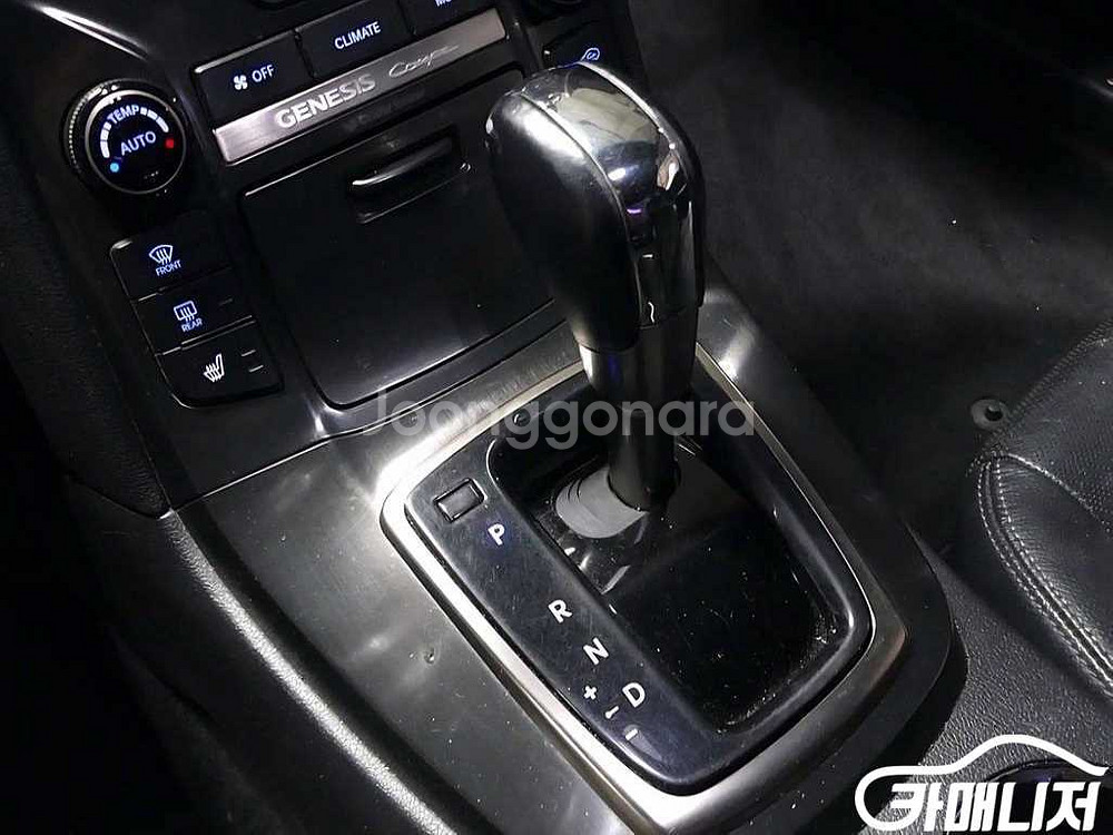 [현대]더뉴제네시스쿠페 200 Turbo S 판매--9