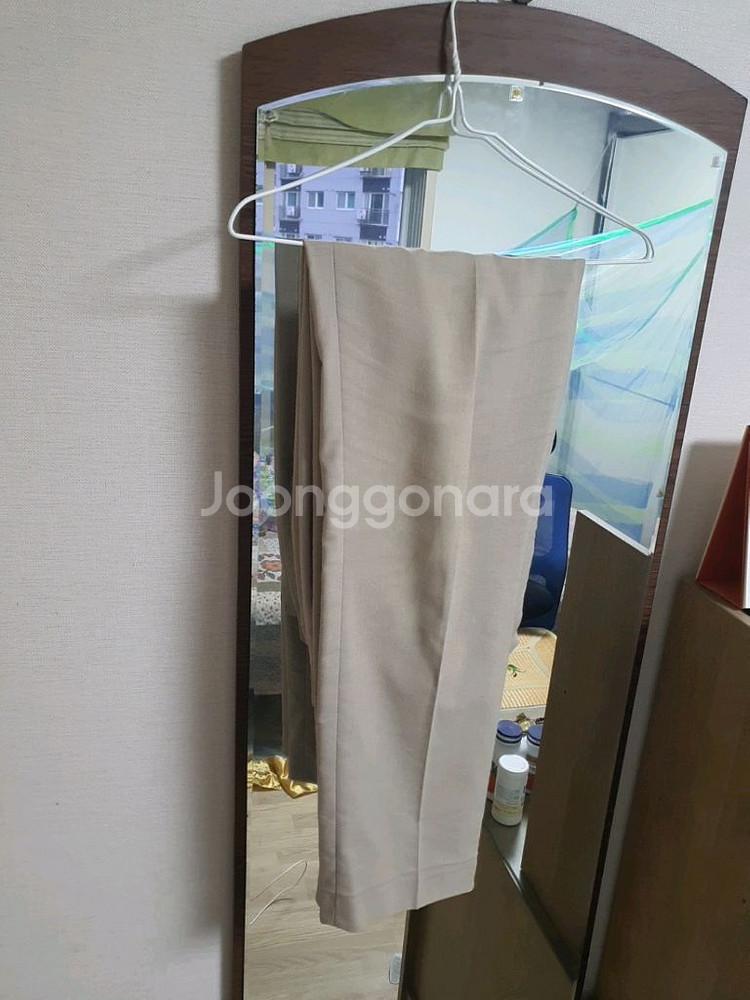 린넨 베이지 색상 셋업 택포 6만원에 드려요--1