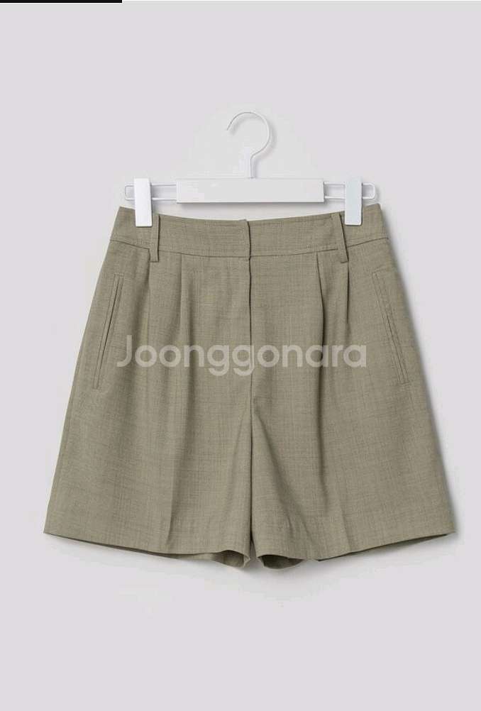 (새상품)에잇세컨즈 카키 스판 투 턱 쇼트 팬츠 xs--4