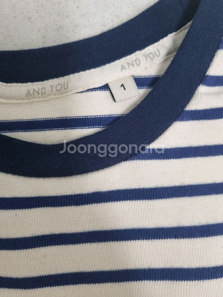 앤유 판포 티셔츠 (블랙핑크 착용)--4