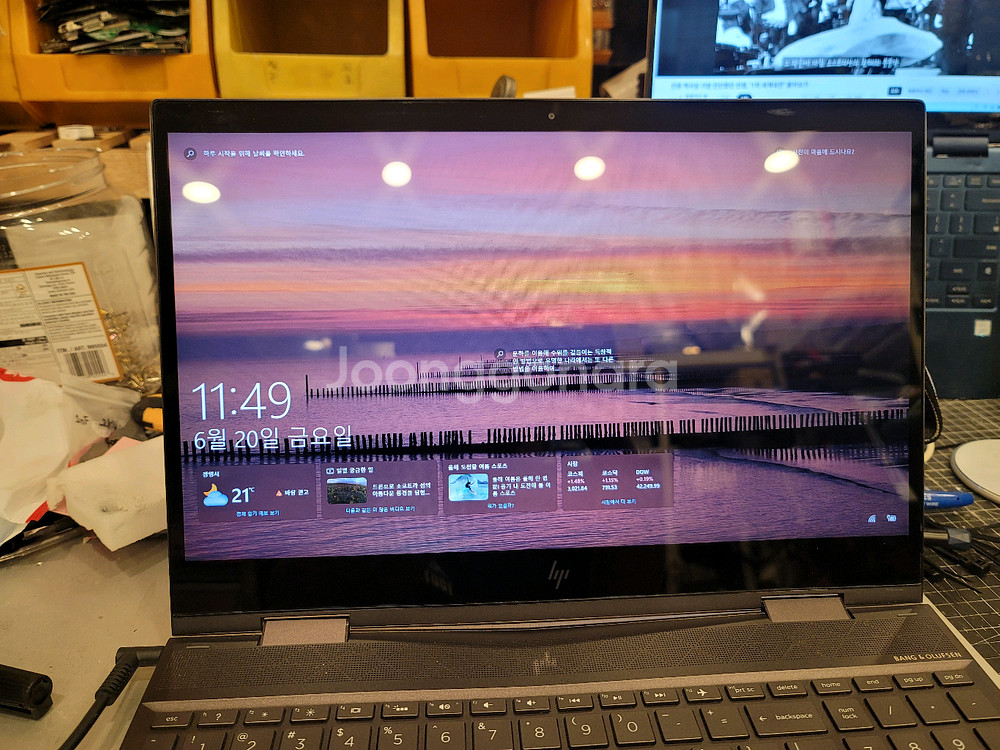 HP ENVY x360 15인치 노트북 터치360도회전--1