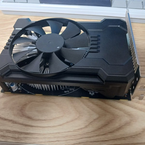라데온 rx550 2gb 중고 팝니다.