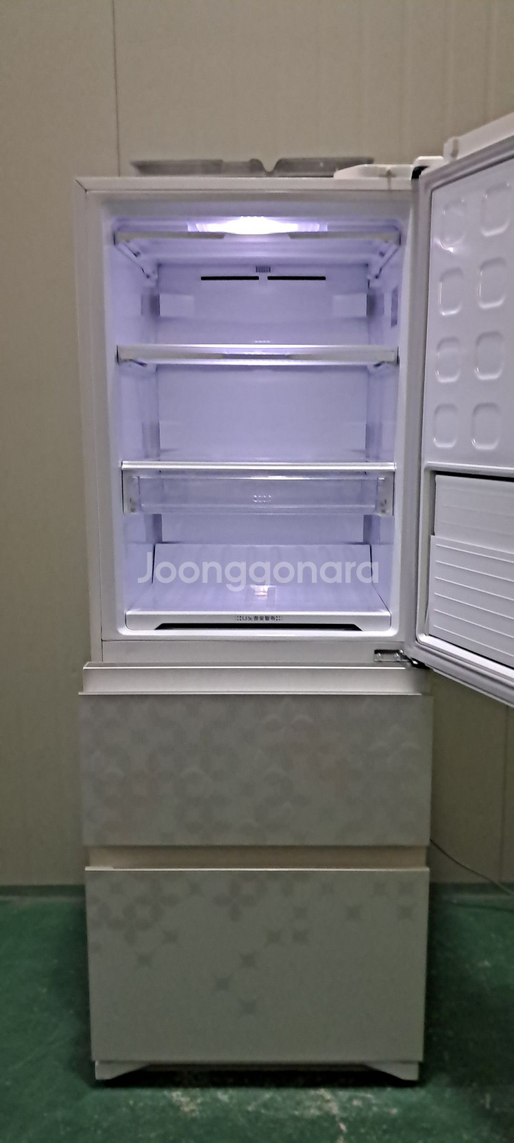 1547 엘지디오스 315L 스탠드김치냉장고(화이트)--1