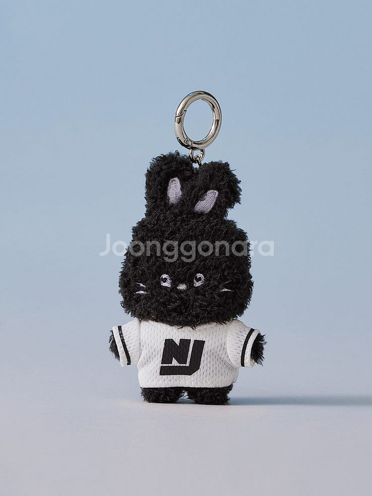 뉴진스팝업 하우스윗 버니니 인형키링--1