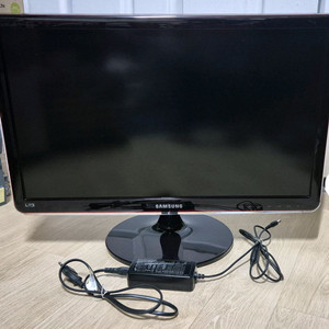 삼성 24인치 LED모니터(S24A350T)/버튼 이상