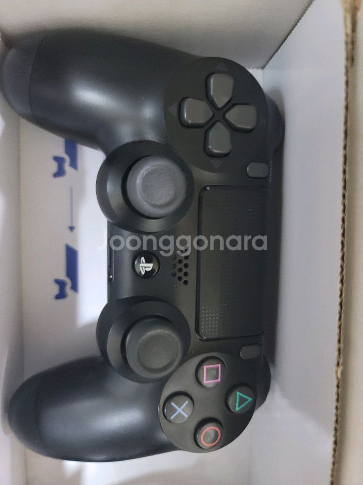 ps4 pro 7218--1