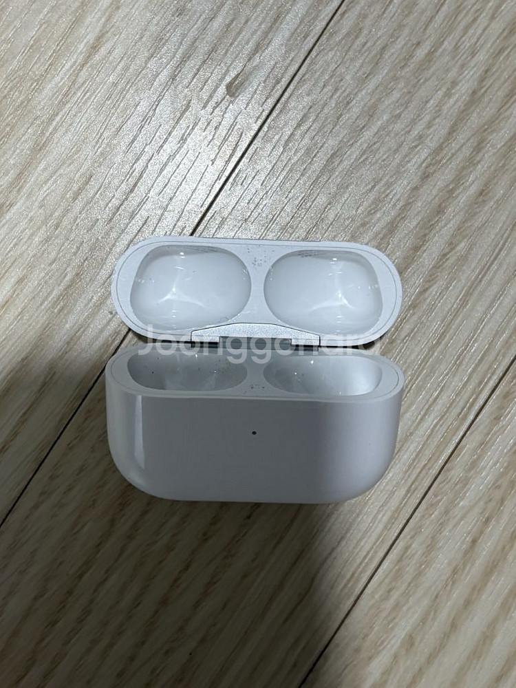 에어팟 프로 2세대 8핀 케이스--1