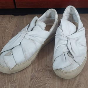 PORTS 1961 화이트 스니커즈