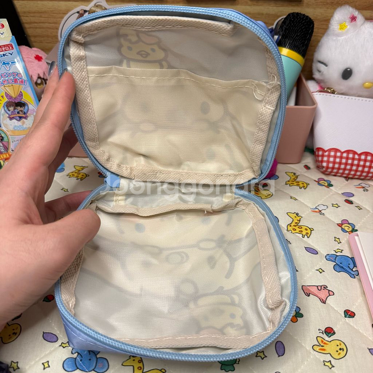 배드바츠마루 시나모롤 정사각 파우치--2