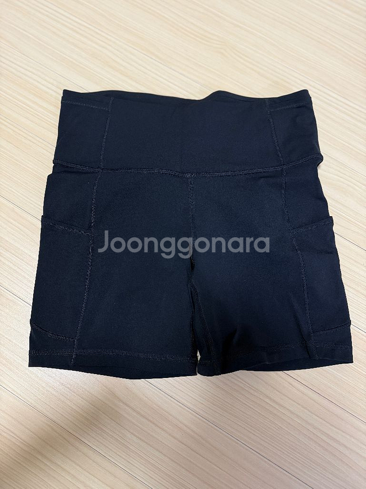 룰루레몬 패스트앤프리 6인치 여성 레깅스 6사이즈 블랙--2