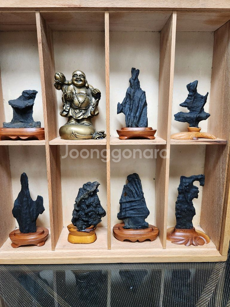 수집용 돌(파계석)+장식장--0