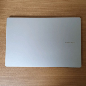 삼성 갤럭시북2 NT550XEZ-A58A 팝니다