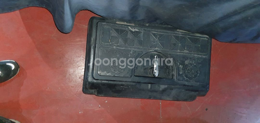 포터2 경유차량 전차종 하부 공구함 중고처분합니다--0