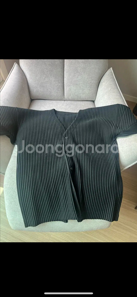 이세이미야케 옴므플리세 가디건 블랙--0